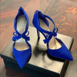 Saks Fifth Avenue Cherie Pump Blue Suede